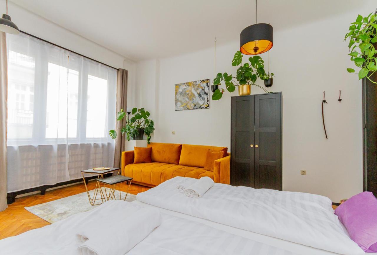 Central Studio @ Jaszai Mari Square Будапеща Екстериор снимка